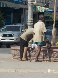 Battambang : kreupele mensen / crippled people